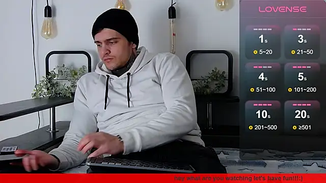 Snapshot of CarterCole chatting on February 2025 07:45:02 AM CarterCole online show from February 2025 07:45:02 AM