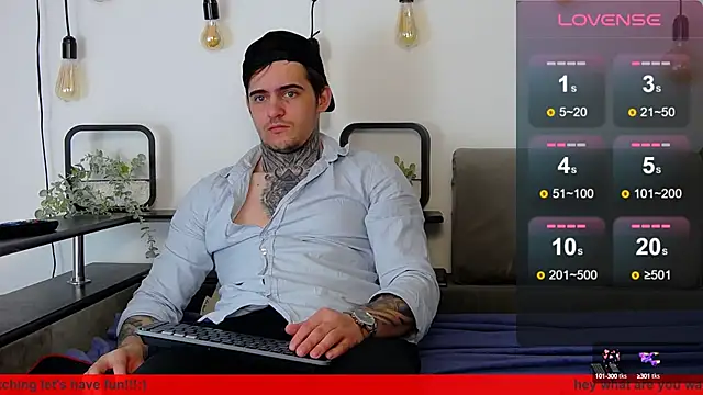 Snapshot of CarterCole chatting on February 2025 07:22:02 AM CarterCole online show from February 2025 07:22:02 AM