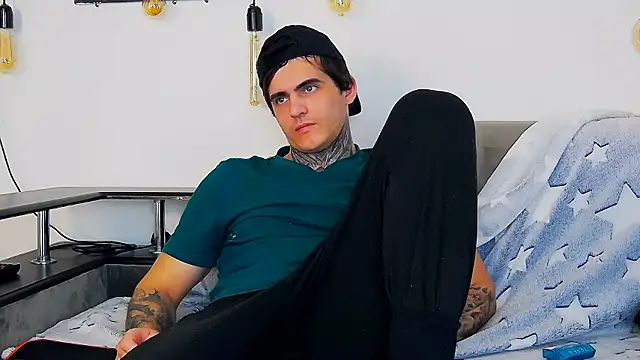 Snapshot of CarterCole chatting on January 2026 01:48:02 PM CarterCole online show from January 2026 01:48:02 PM