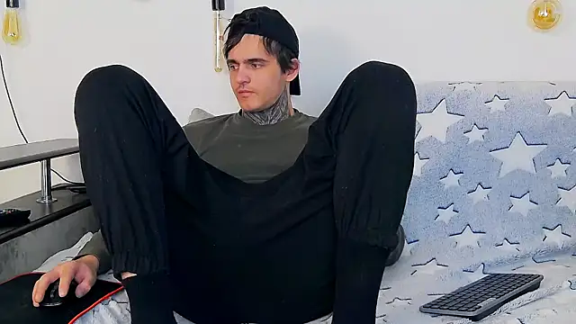 Snapshot of CarterCole chatting on January 2026 12:10:01 PM CarterCole online show from January 2026 12:10:01 PM