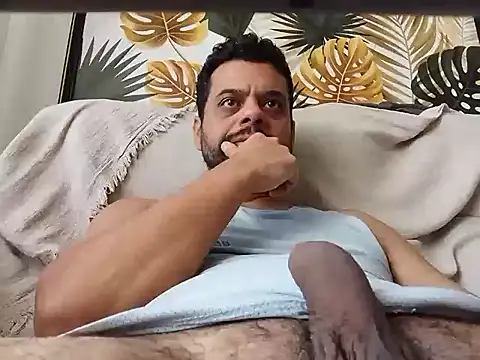 Snapshot of HornyBeachBoyBR chatting on November 2025 01:55:01 PM HornyBeachBoyBR online show from November 2025 01:55:01 PM