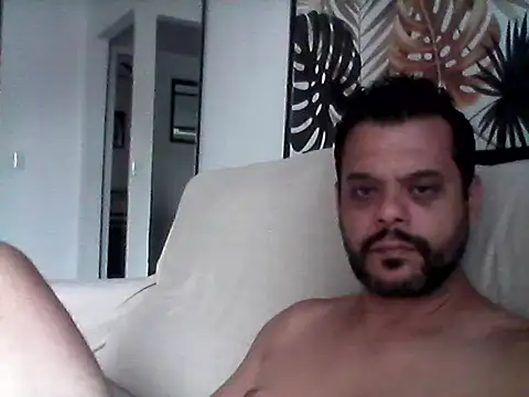 HornyBeachBoyBR online show from March 2026 01:18:02 PM