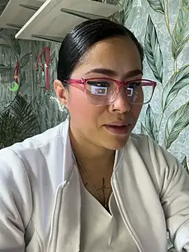 Snapshot of Sweet__Nurse1 chatting on June 2026 08:46:02 PM Sweet Nurse1 online show from June 2026 08:46:02 PM