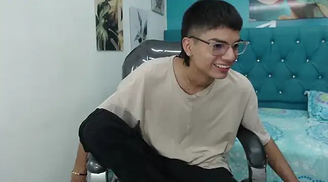 Noha scott online show from December 2024 11:02:02 PM