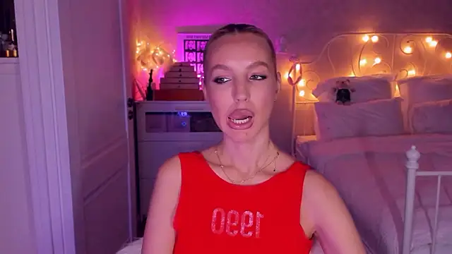 aestetick online show from February 2026 11:13:01 AM