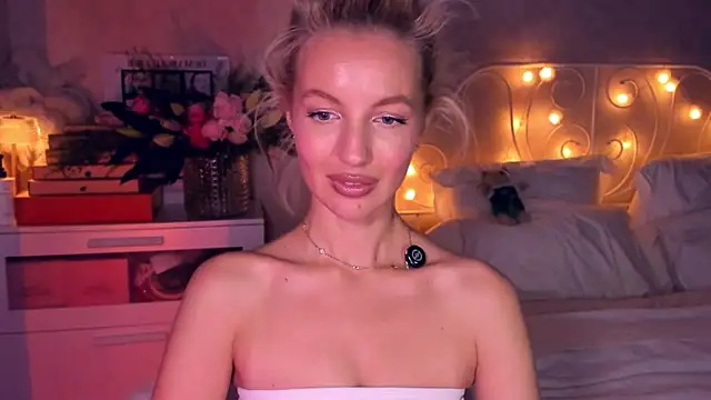aestetick online show from April 2026 03:53:02 PM