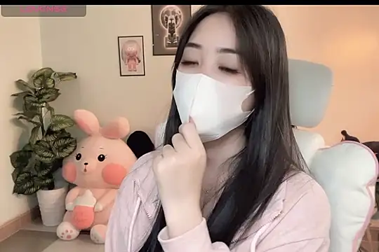  Aimy  online show from January 2026 06:18:02 AM