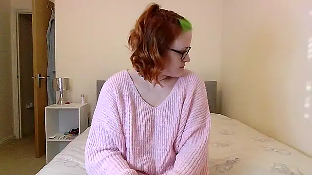 Snapshot of ScarletMae chatting on January 2025 02:53:01 PM ScarletMae online show from January 2025 02:53:01 PM