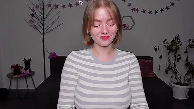 AidaPerry online show from December 2024 05:59:02 PM