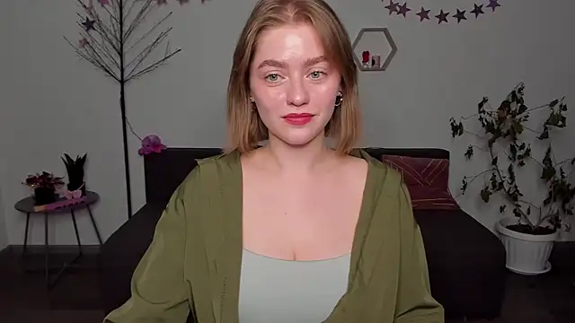 AidaPerry online show from December 2024 03:12:02 PM