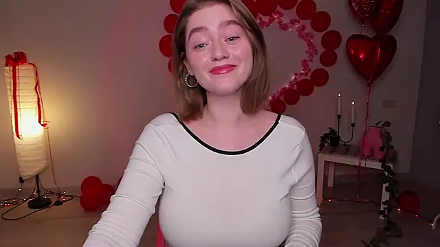 AidaPerry online show from February 2025 05:29:02 PM