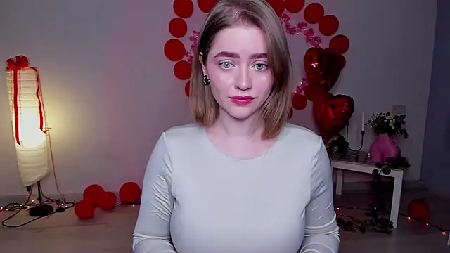 AidaPerry online show from March 2025 05:49:01 PM