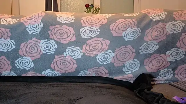 Lunadelisla online show from March 2026 08:41:02 PM