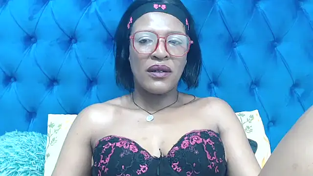 SpicyQueenxxxx online show from March 2026 04:17:02 PM