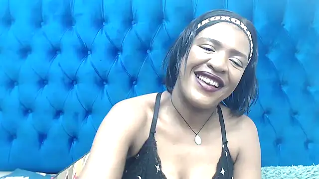 SpicyQueenxxxx online show from April 2026 06:25:02 PM