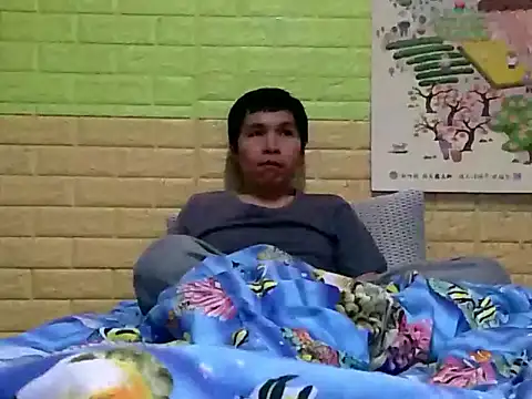 zhan7965 online show from December 2024 04:25:01 PM