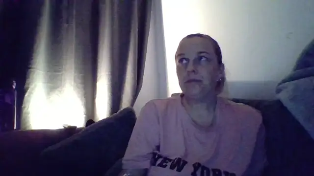 scrummymummy2 online show from April 2026 07:48:01 PM