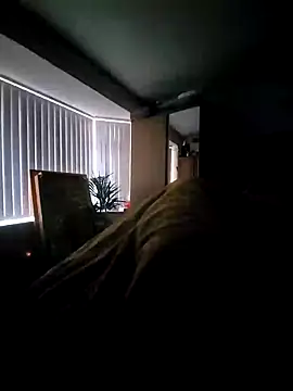 JulianJ50 online show from March 2025 07:10:01 AM