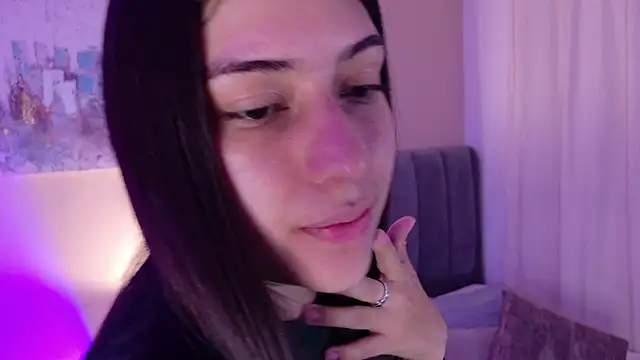 dakotaa   online show from April 2026 06:11:02 PM