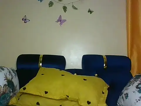 Snapshot of Bigass_mee_ chatting on November 2025 07:12:01 PM Bigass mee online show from November 2025 07:12:01 PM