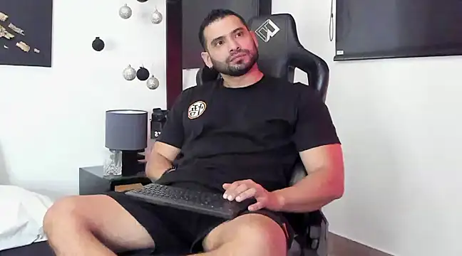 Snapshot of Dereck_vega chatting on December 2024 09:55:02 PM Dereck vega online show from December 2024 09:55:02 PM