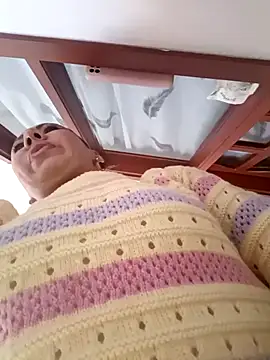 coral smitth online show from April 2026 07:40:02 PM