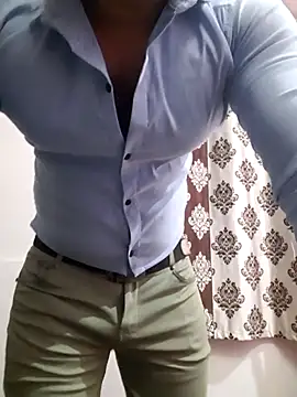 Guyinshortss online show from March 2026 08:13:01 PM