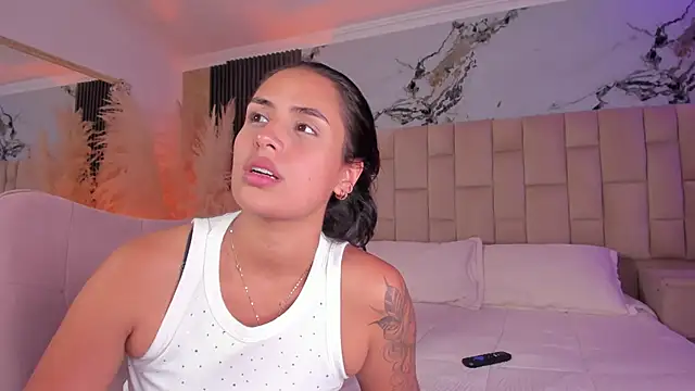 EmmaTorres  online show from March 2026 09:14:01 PM