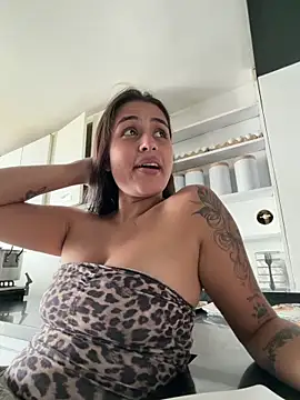 EmmaTorres  online show from April 2026 08:50:01 PM