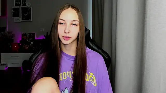 Sm0ly online show from September 2025 03:10:02 AM