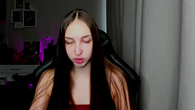 Sm0ly online show from May 2026 01:54:02 AM