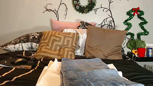 FRUITOFEDEN01 online show from December 2024 03:27:02 AM