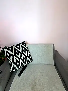 Brownfitbabyy online show from September 2025 11:55:02 AM