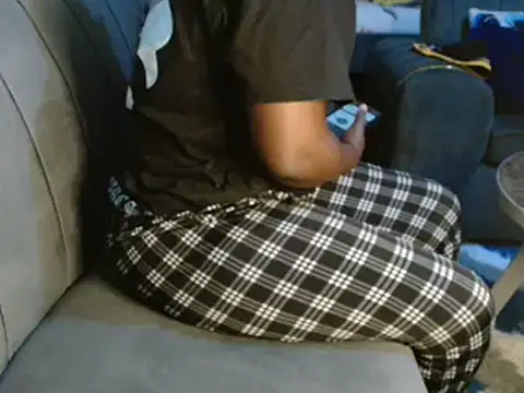 Snapshot of leslysexygirl chatting on February 2025 05:51:01 AM leslysexygirl online show from February 2025 05:51:01 AM