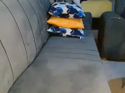 Snapshot of leslysexygirl chatting on February 2025 04:47:02 PM leslysexygirl online show from February 2025 04:47:02 PM