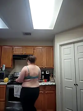 aliceluvzbill online show from March 2026 07:18:02 PM