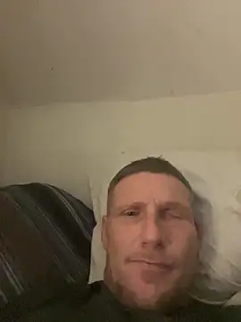 aaronmc311840 online show from October 2025 03:51:02 AM