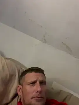 aaronmc311840 online show from October 2025 04:38:01 AM