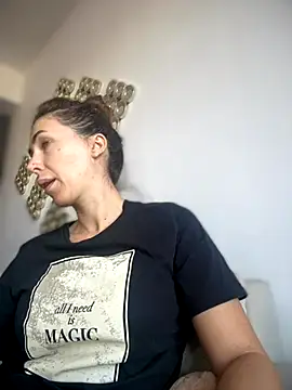 RaquelleDevon online show from October 2025 11:14:02 AM