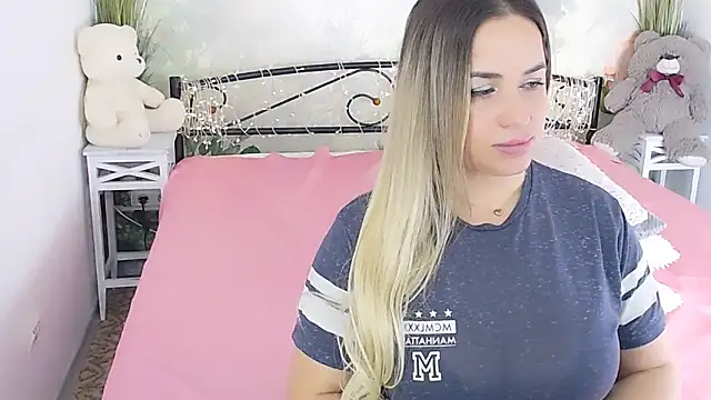 MilenaMiler X online show from March 2025 10:39:02 PM