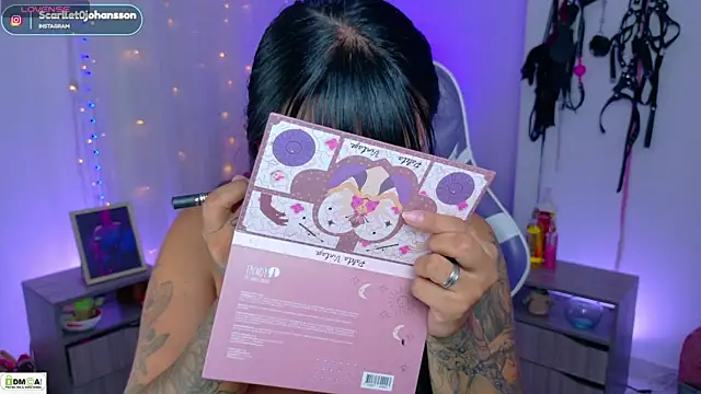 Snapshot of Miss_scarllet_ chatting on July 2026 01:14:02 PM Miss scarllet online show from July 2026 01:14:02 PM