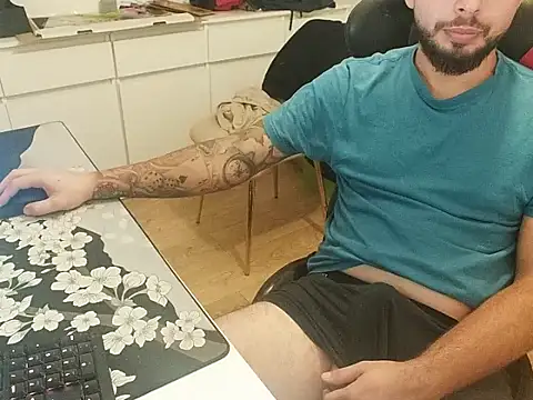 Snapshot of prezydentcam chatting on September 2025 11:04:01 PM prezydentcam online show from September 2025 11:04:01 PM