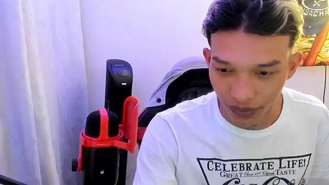 TommyGun 22 online show from December 2025 12:51:01 AM