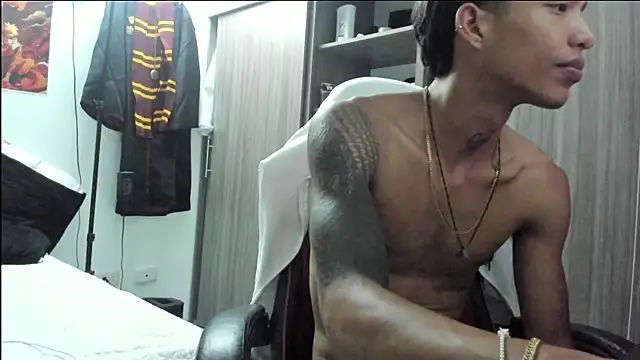 TommyGun 22 online show from April 2026 02:01:01 AM