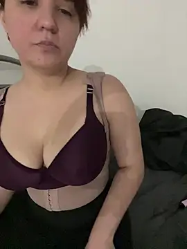 Snapshot of lolitalamasbonita01 chatting on January 2025 02:14:02 AM lolitalamasbonita01 online show from January 2025 02:14:02 AM