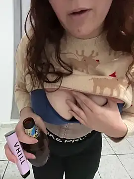 Snapshot of lolitalamasbonita01 chatting on January 2025 06:35:01 AM lolitalamasbonita01 online show from January 2025 06:35:01 AM