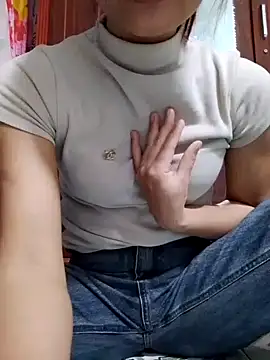 Cute lady99 online show from December 2025 02:19:02 AM