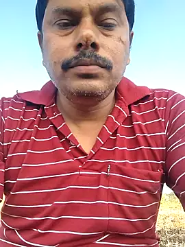 Snapshot of Srmotrs chatting on May 2026 01:44:02 AM Srmotrs online show from May 2026 01:44:02 AM