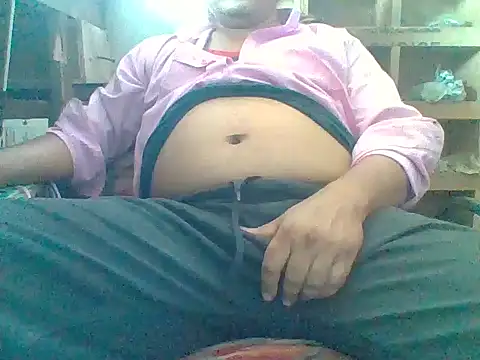 Snapshot of Srmotrs chatting on May 2026 05:47:01 AM Srmotrs online show from May 2026 05:47:01 AM
