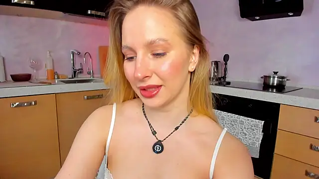 Snapshot of AnnLevine chatting on May 2026 01:18:02 PM AnnLevine online show from May 2026 01:18:02 PM